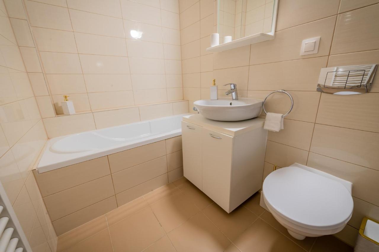 Coresi Vibe Studio Брашов Экстерьер фото